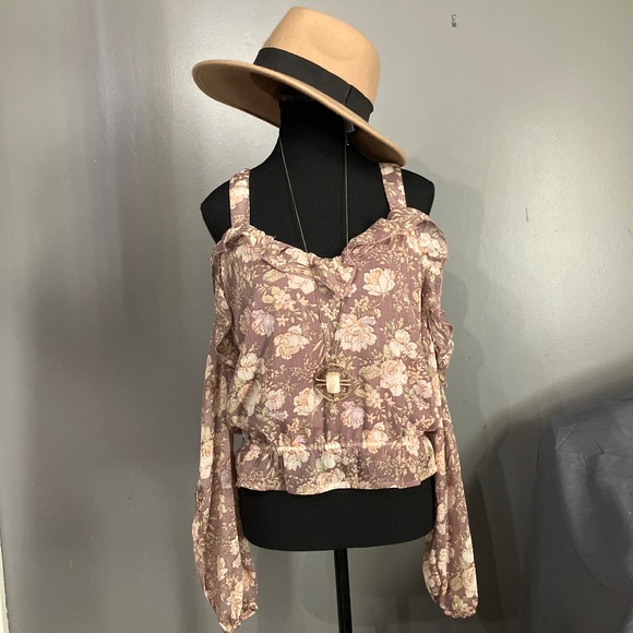 Blouse - Picture 1 of 2